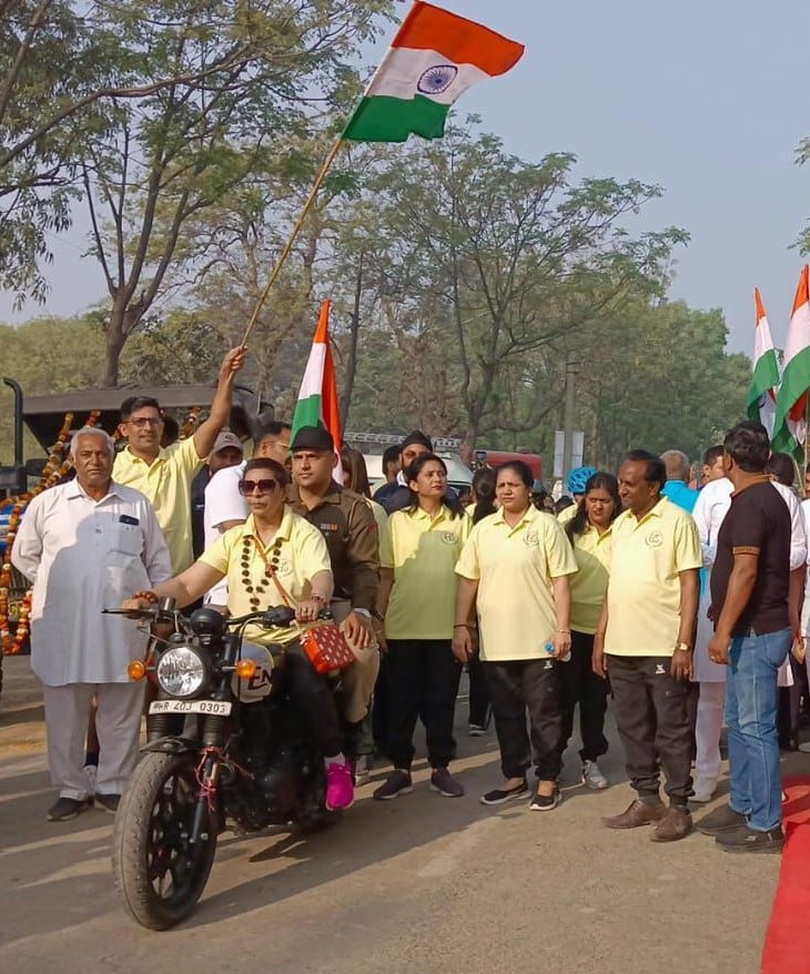 कुरुक्षेत्र। द्रोणाचार्य स्टेडियम में अंतरराष्ट्रीय महिला दिवस पर आयोजित महिला मैराथन में बुलेट कुरुक्षेत्र। द्रोणाचार्य स्टेडियम में अंतरराष्ट्रीय महिला दिवस पर आयोजित महिला मैराथन में बुलेट