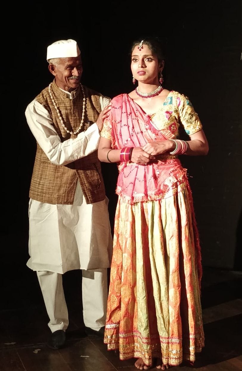 आश्वासनम् नाटक से दिया संघर्ष व आत्मविश्वास का संदेश