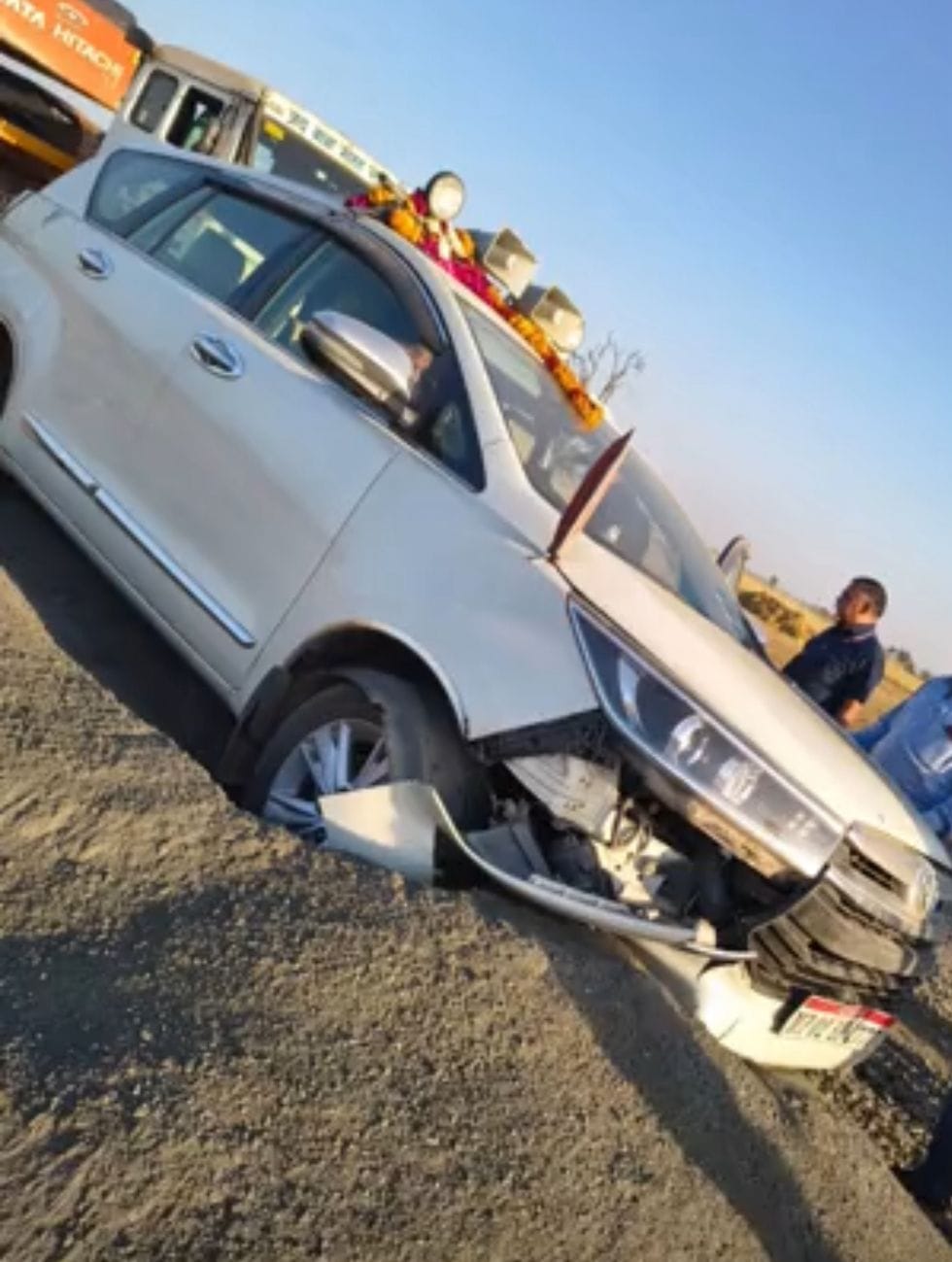 अशोक नगर जिले में दौरे के दौरान हुई घटना