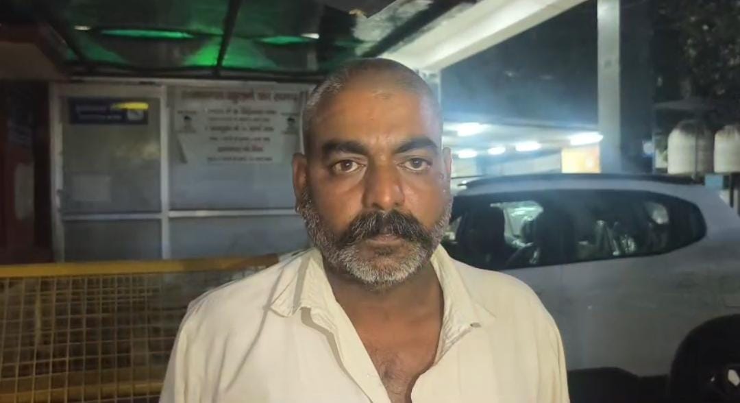 डॉ. सागर अरोड़ा डॉ. सागर अरोड़ा