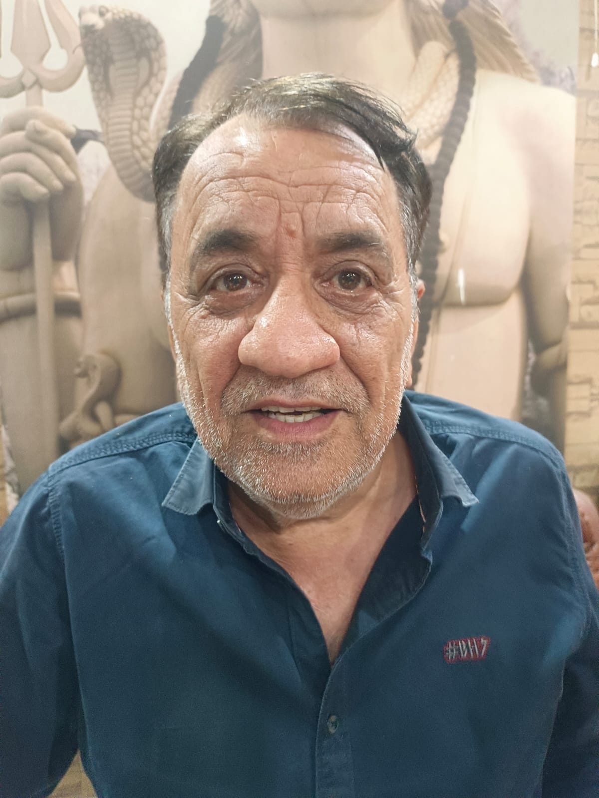 22-ओम प्रकाश हुड्डा, सेक्टर-4 निवासी ।