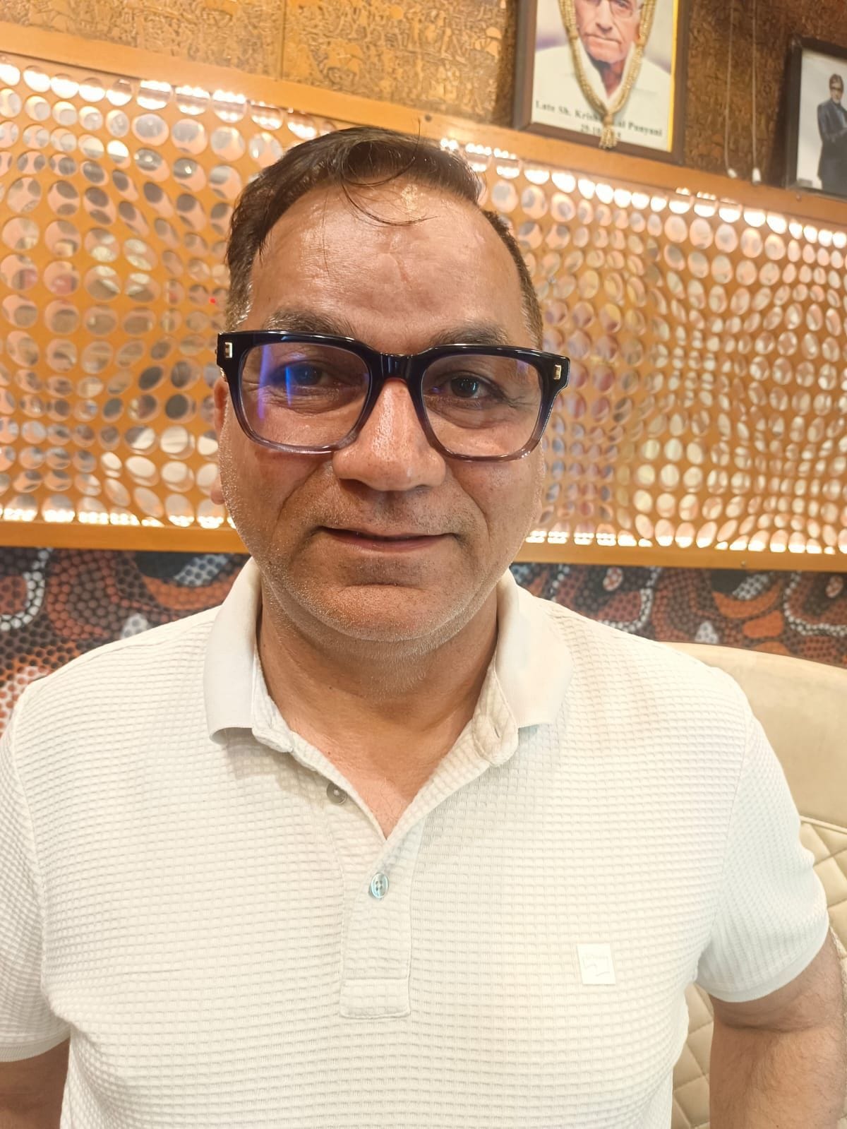 22-ओम प्रकाश हुड्डा, सेक्टर-4 निवासी ।