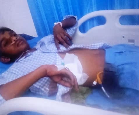 कुरुक्षेत्र। घायल बच्चा अस्पताल में उपचाराधीन। सौ परिजन