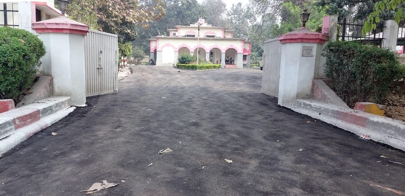 खस्ताहाल बिजनौर-नगीना रोड। संवाद खस्ताहाल बिजनौर-नगीना रोड। संवाद