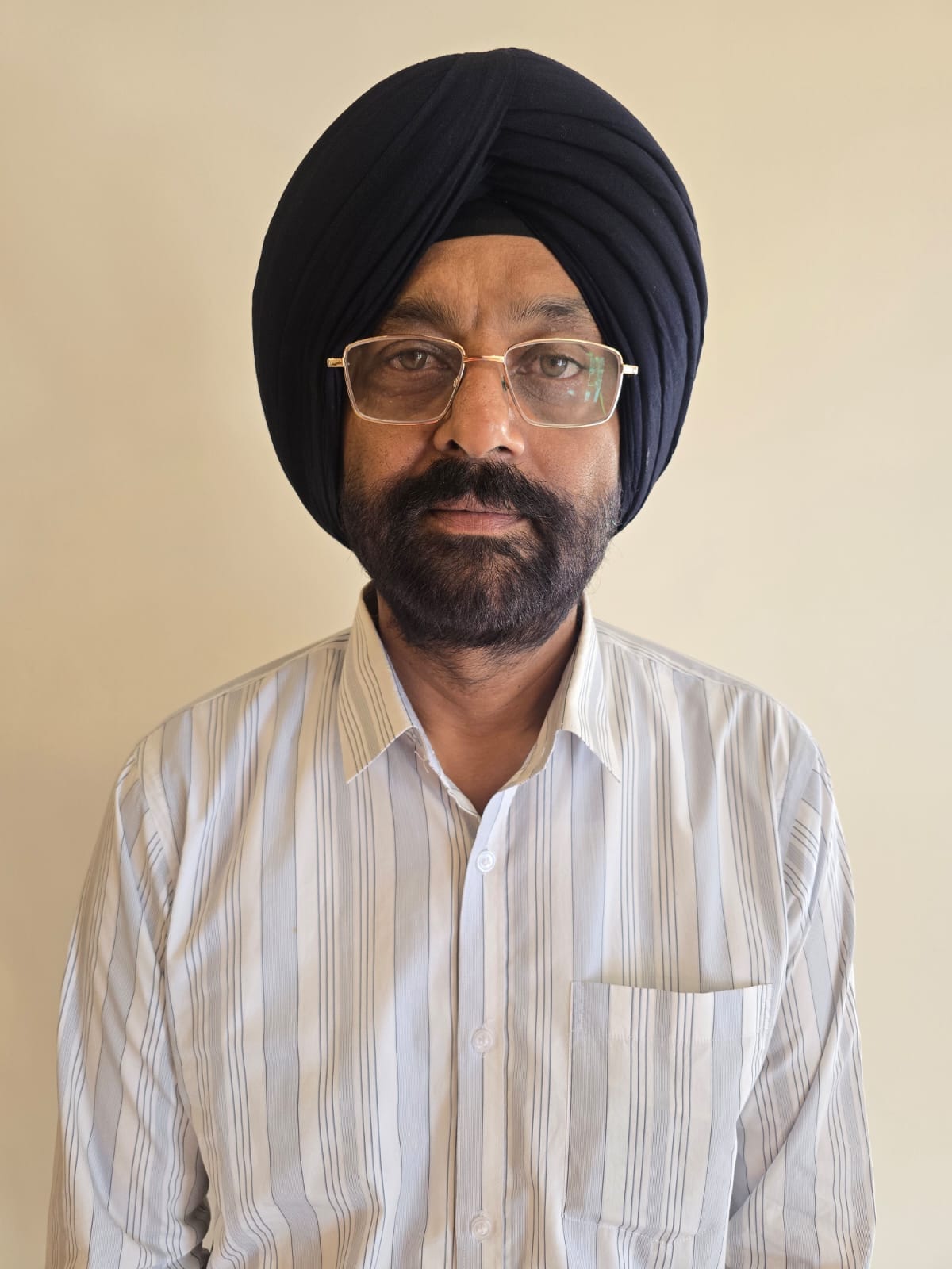 सनी, ढाबा संचालक