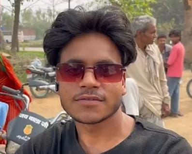 शहर के एलपीजी गैस सिलेंडर के गोदाम पर खाली सिलेंडर ले पहुंचे उपभोक्ता। संवाद शहर के एलपीजी गैस सिलेंडर के गोदाम पर खाली सिलेंडर ले पहुंचे उपभोक्ता। संवाद