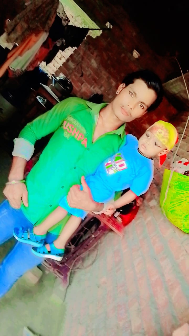 दीपू और छोटे की मौत के बाद रोते बिलखते परीजन।स्रोत-सोशल मीडिया