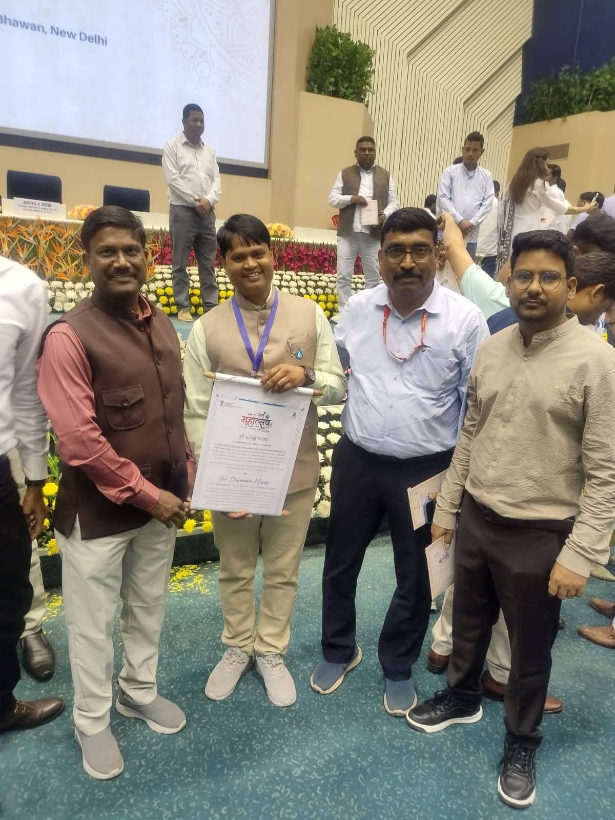 राष्ट्रपति से सम्मानित सरपंच