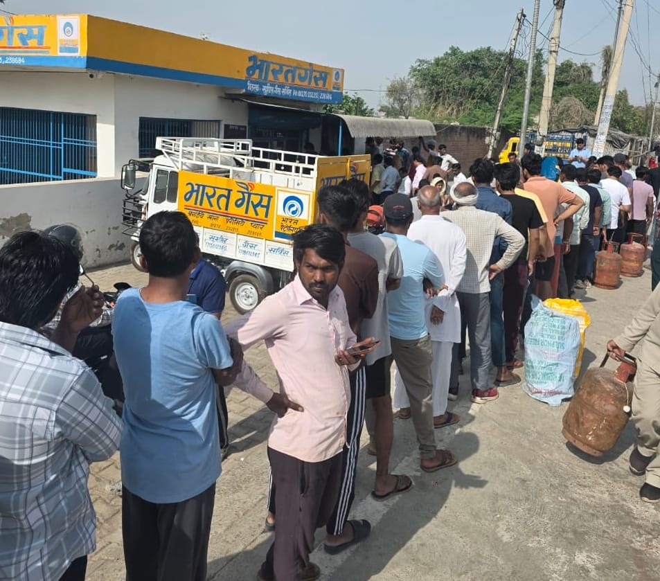 फोटो 87 : लोकेश कुमार