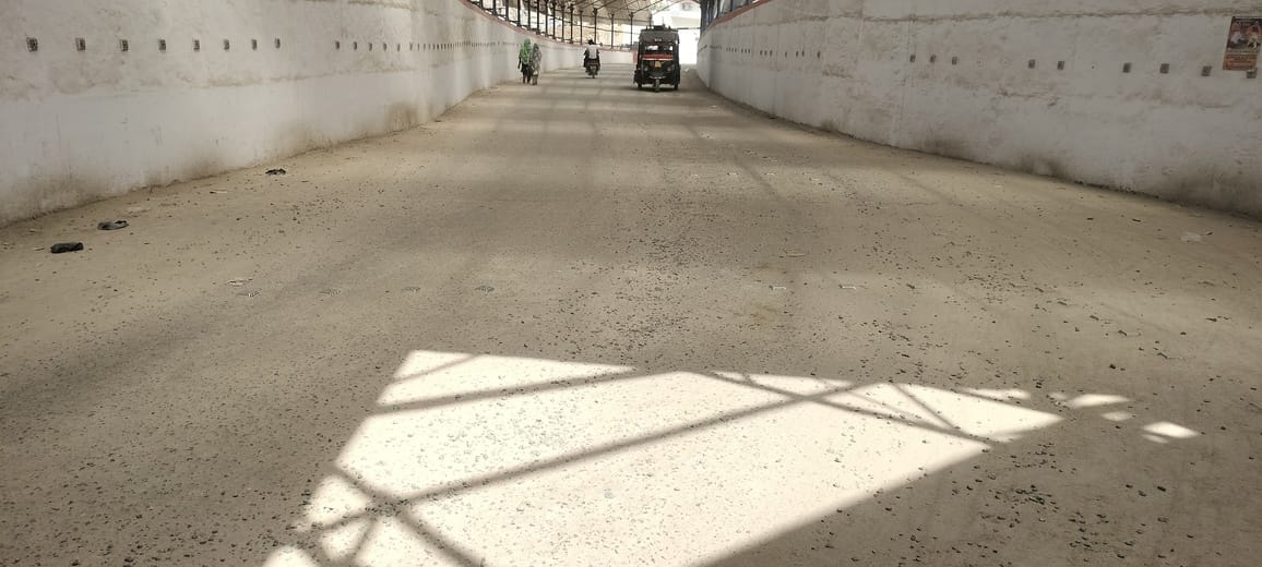 जाखल रेलवे अंडरपा, जिसके निर्माण में अनियमितताओं का आरोप है। संवाद जाखल रेलवे अंडरपा, जिसके निर्माण में अनियमितताओं का आरोप है। संवाद