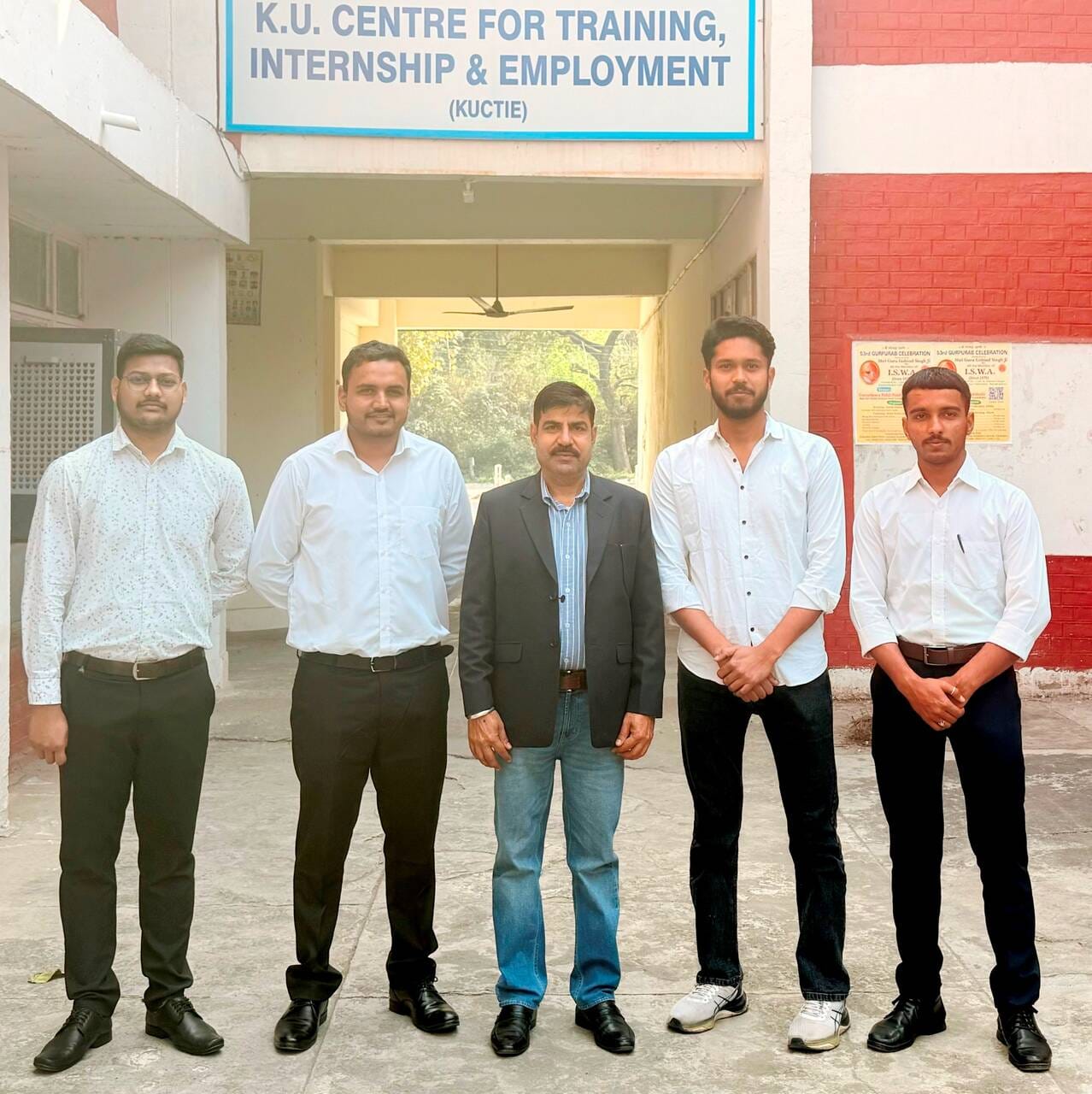 कुरुक्षेत्र। यूनिवर्सल प्रिसिशन स्क्रूज़ में चयनित कुवि के विद्यार्थी। संवाद