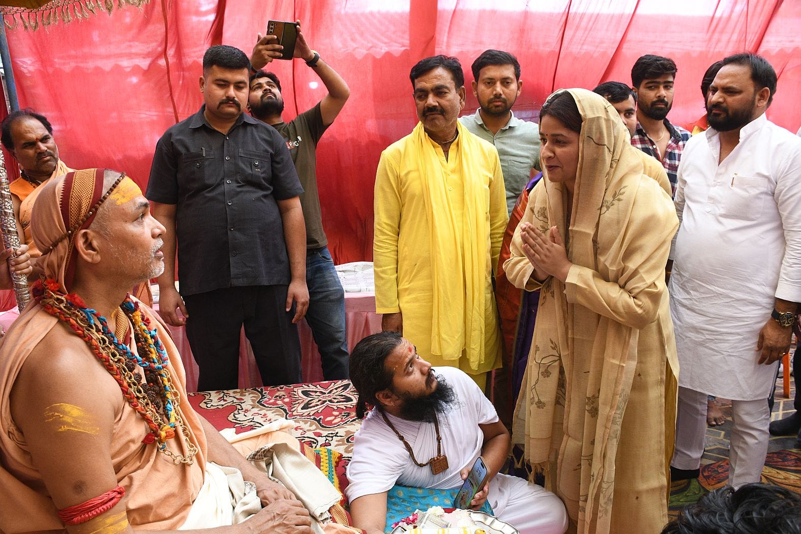 राजधानी में बृहस्पतिवार को शंकराचार्य स्वामी अविमुक्तेश्वरानंद सरस्वती ।