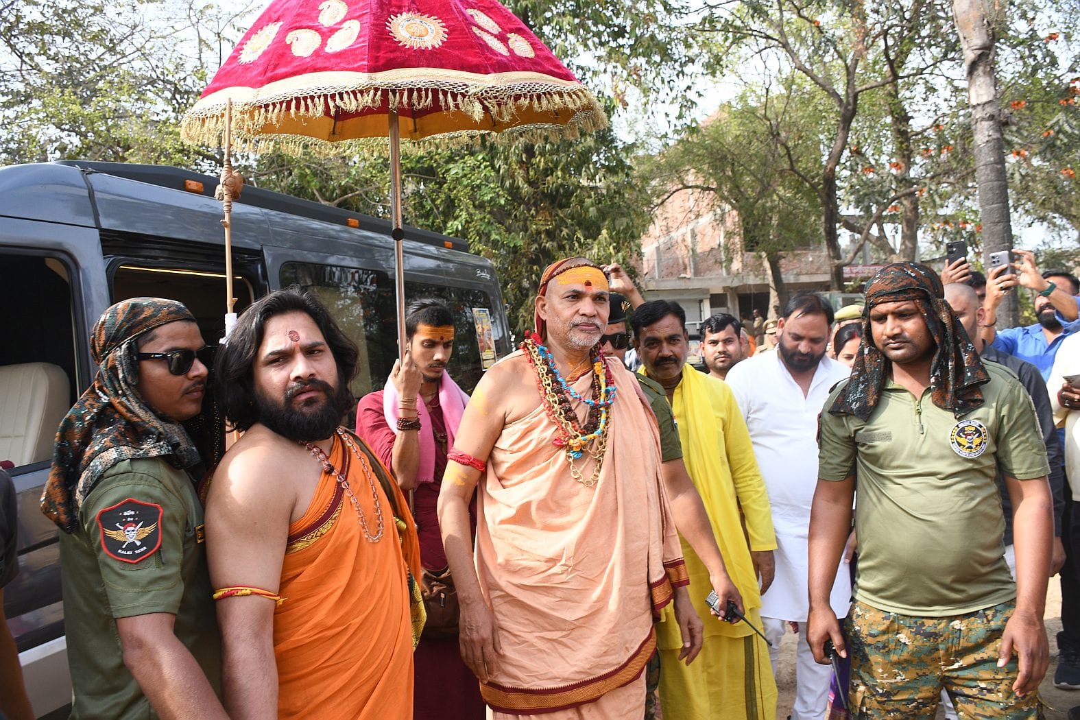 राजधानी में बृहस्पतिवार को शंकराचार्य स्वामी अविमुक्तेश्वरानंद सरस्वती ।