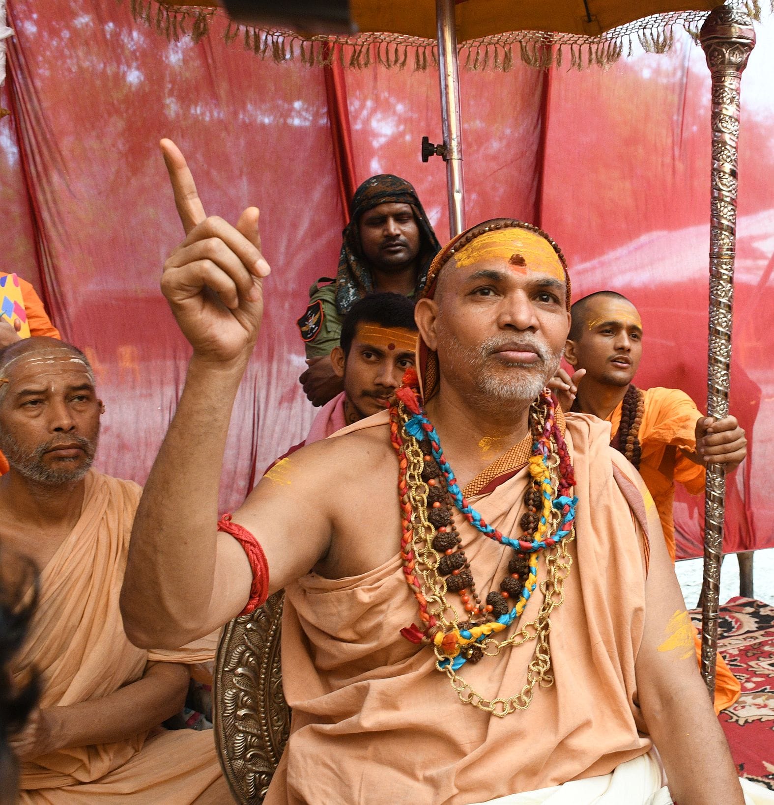 राजधानी में बृहस्पतिवार को शंकराचार्य स्वामी अविमुक्तेश्वरानंद सरस्वती ।