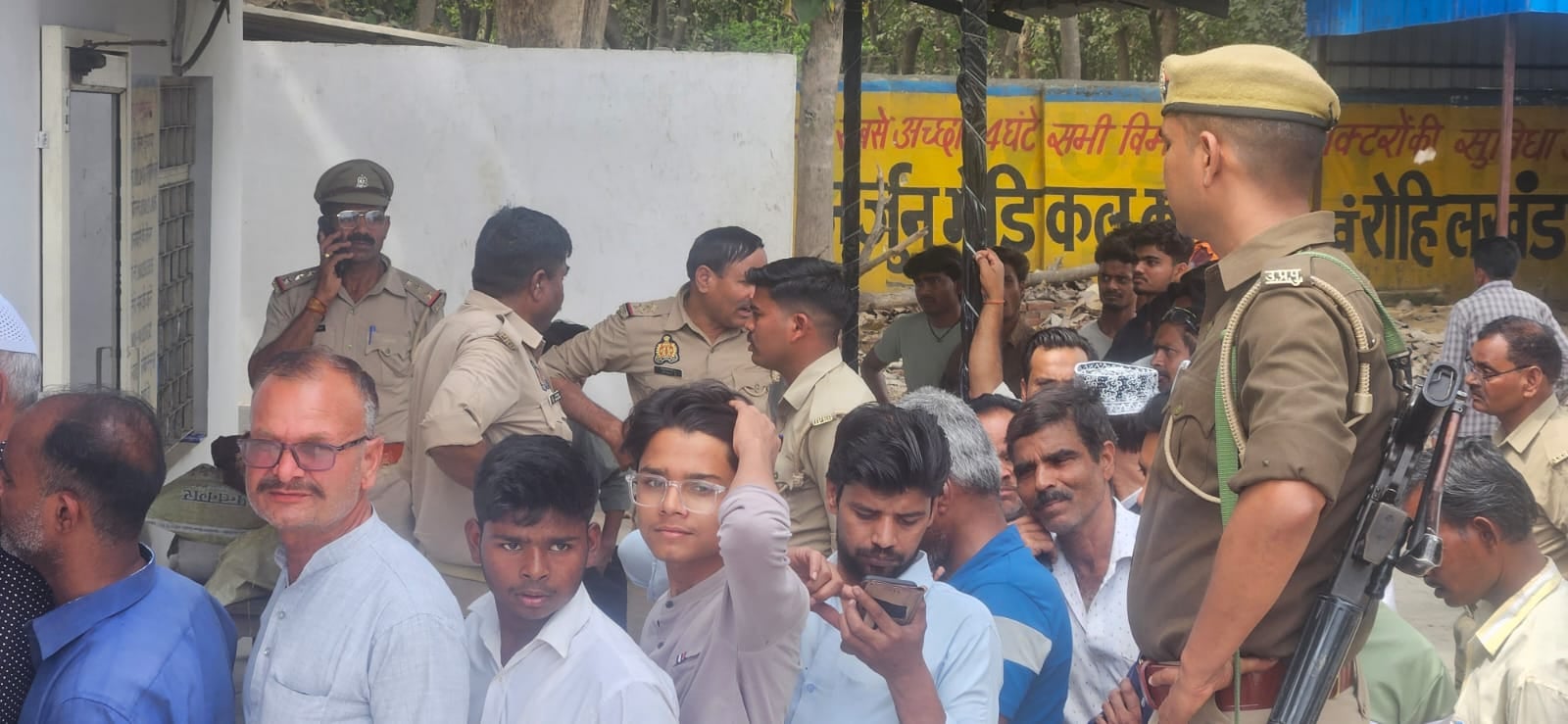 अखिल शुक्ला अखिल शुक्ला