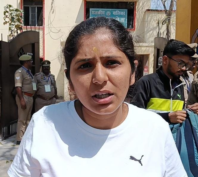 फोटो 14 एचएएमपी 10- सत्यम, मुरादाबाद।