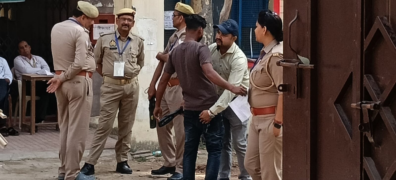 फोटो 14 एचएएमपी 10- सत्यम, मुरादाबाद।