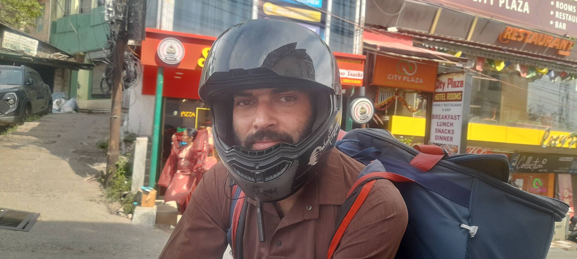 सोम थापा। सोम थापा।