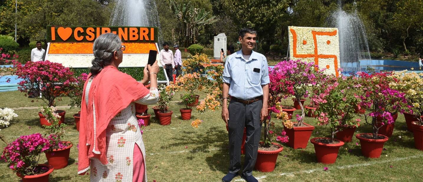 एनबीआरआई में शनिवार को शुरू हुआ दो दिवसीय बोगनविलिया उत्सव। एनबीआरआई में शनिवार को शुरू हुआ दो दिवसीय बोगनविलिया उत्सव।