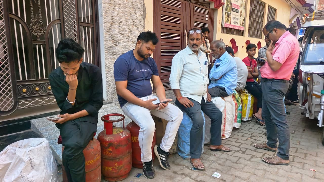 जाकिर अली जाकिर अली