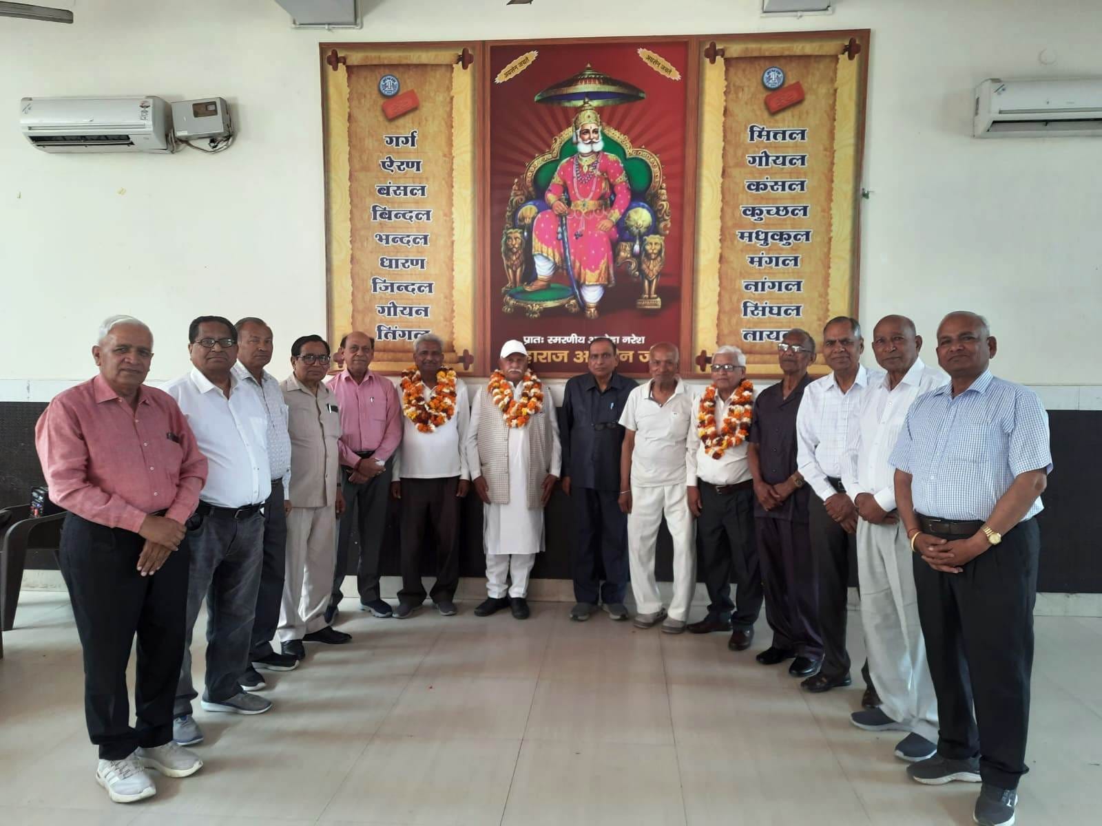 कुरुक्षेत्र। बैठक में हिस्सा लेते सदस्य एवं पदाधिकारी।