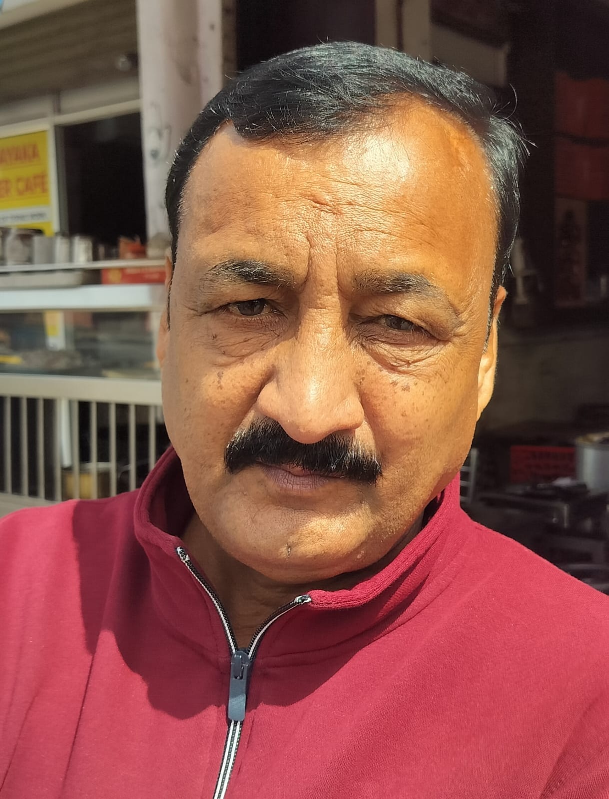मनोहर सिंह, वरिष्ठ नागरिक