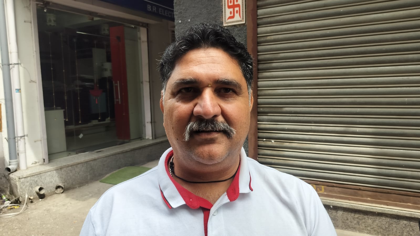 मनोहर सिंह, वरिष्ठ नागरिक