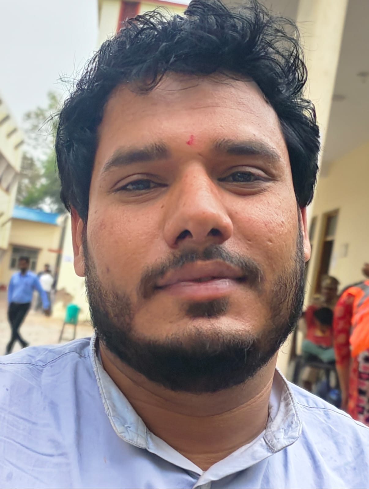 परीक्षा केंद्र राजकीय पॉलिटेक्निक कॉलेज में छात्राओं की हो रही बायोमेट्रिक। संवाद परीक्षा केंद्र राजकीय पॉलिटेक्निक कॉलेज में छात्राओं की हो रही बायोमेट्रिक। संवाद