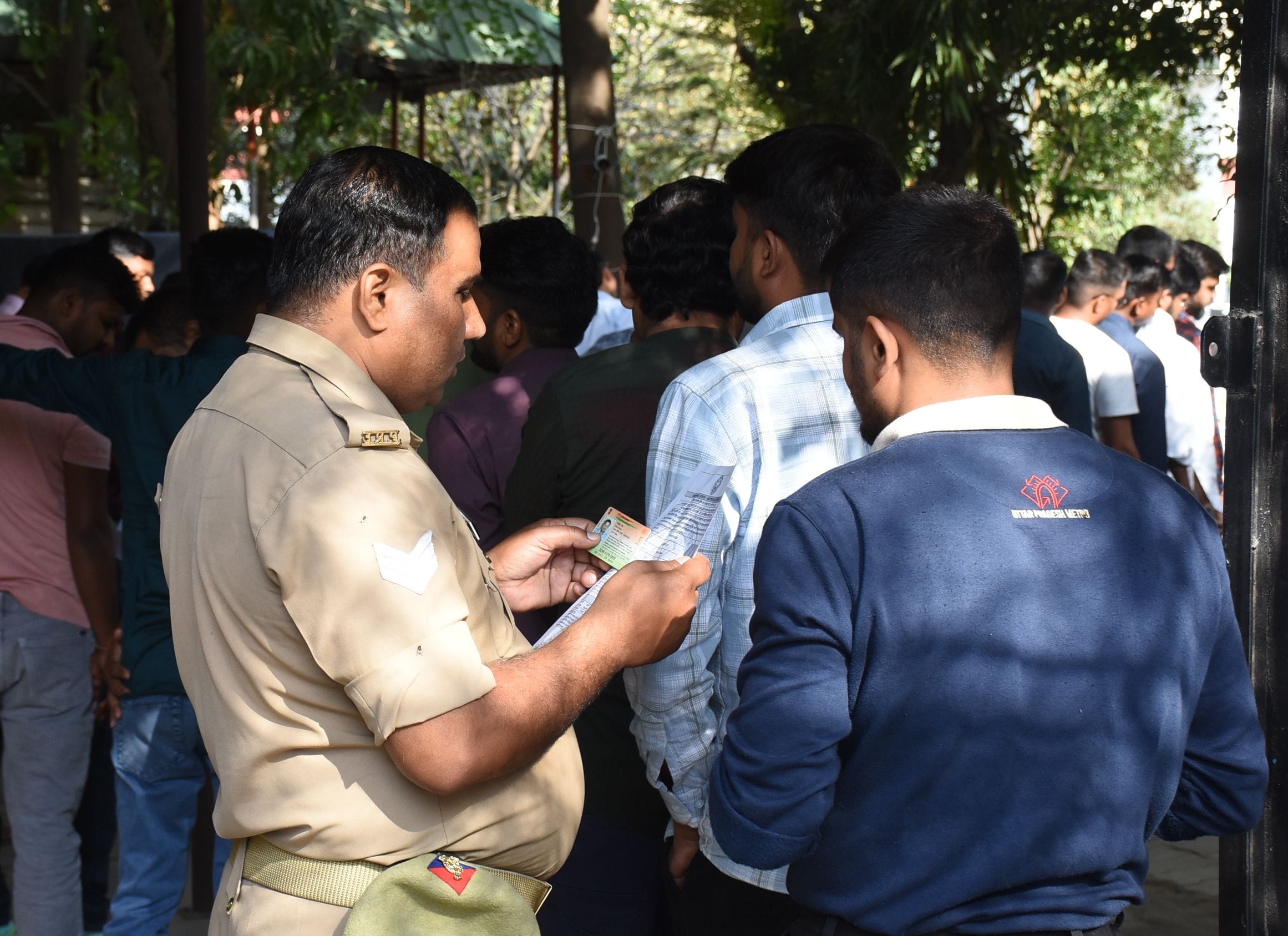 राजधानी के 54 परीक्षा केंद्रों पर हुई उपनिरीक्षक व समकक्ष पदों के लिए लिखित परीक्षा राजधानी के 54 परीक्षा केंद्रों पर हुई उपनिरीक्षक व समकक्ष पदों के लिए लिखित परीक्षा
