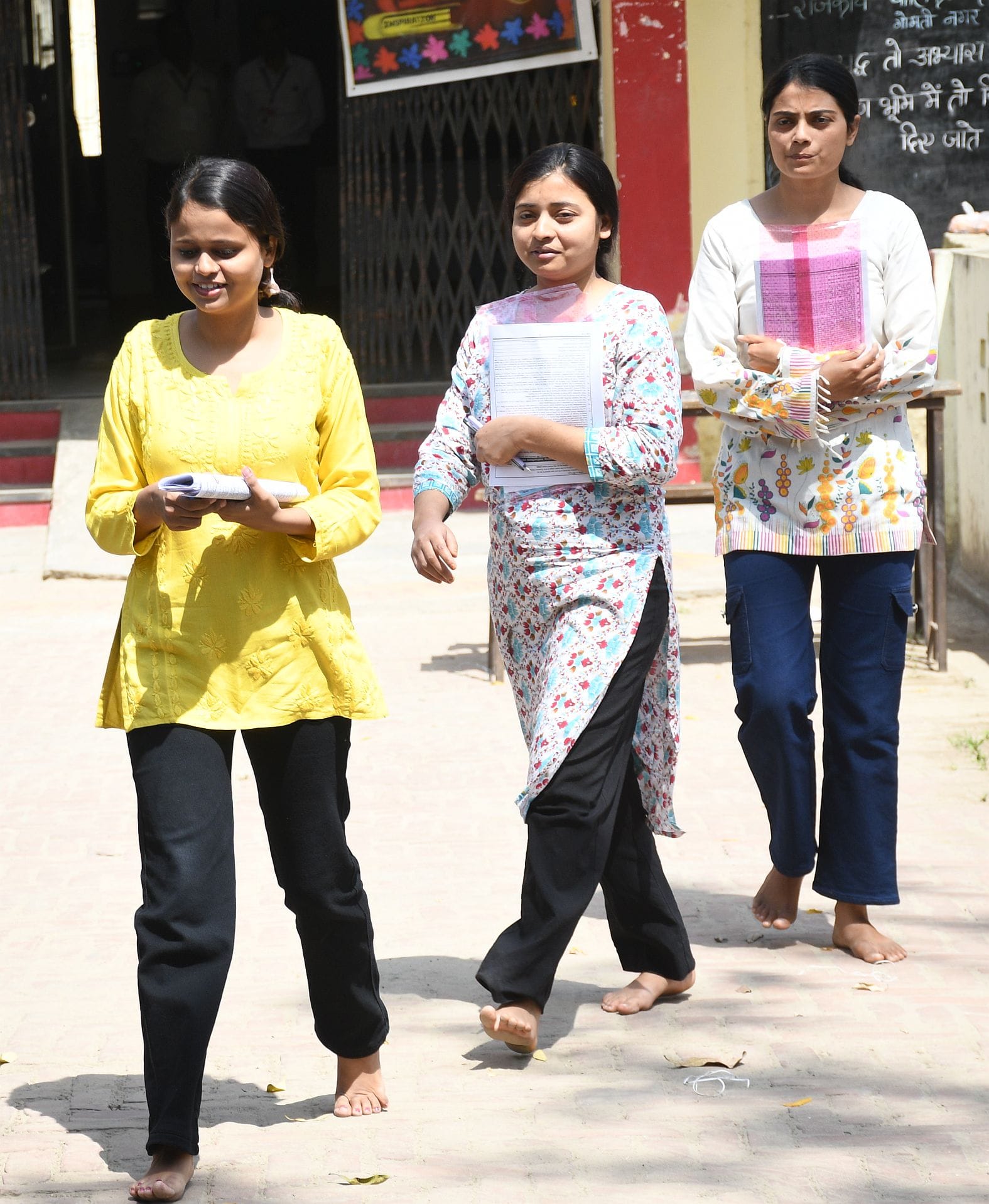 राजधानी के 54 परीक्षा केंद्रों पर हुई उपनिरीक्षक व समकक्ष पदों के लिए लिखित परीक्षा राजधानी के 54 परीक्षा केंद्रों पर हुई उपनिरीक्षक व समकक्ष पदों के लिए लिखित परीक्षा