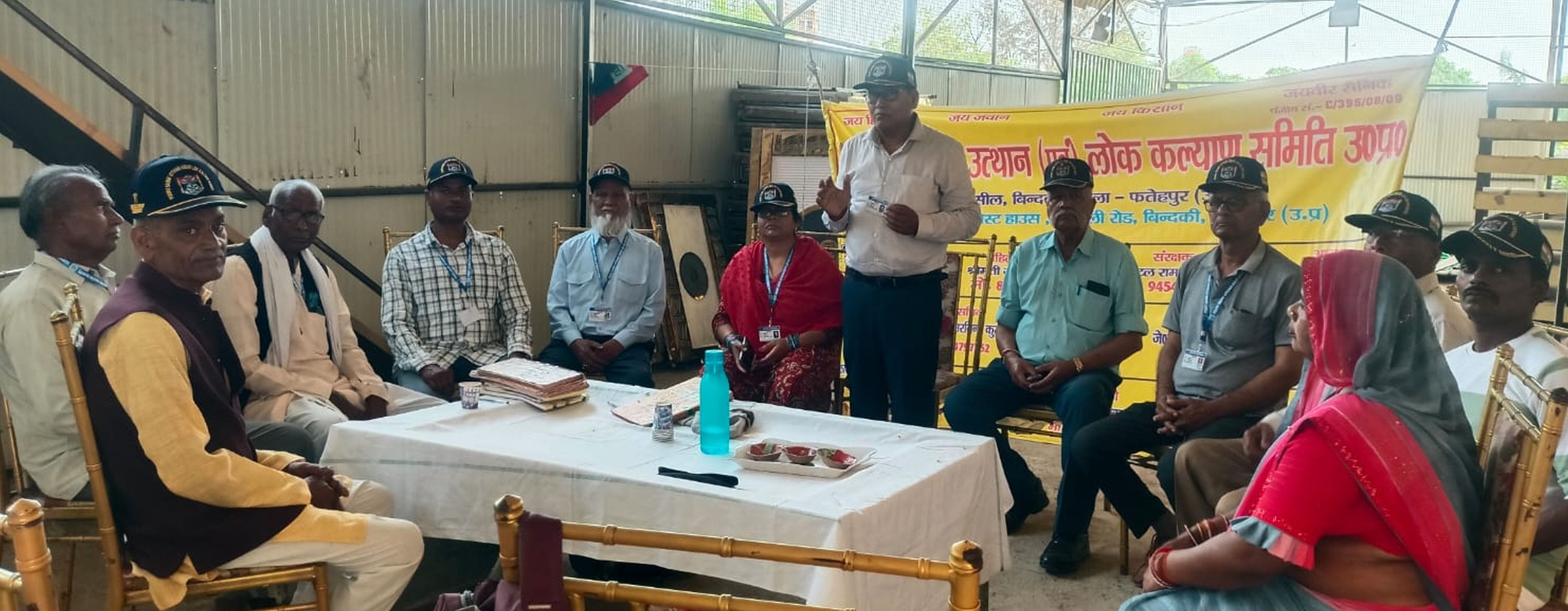 फोटो-04-बैठक करते पूर्व सैनिक उत्थान एवं लोक कल्याण समिति के पदाधिकारी। स्रोत स्वयं फोटो-04-बैठक करते पूर्व सैनिक उत्थान एवं लोक कल्याण समिति के पदाधिकारी। स्रोत स्वयं