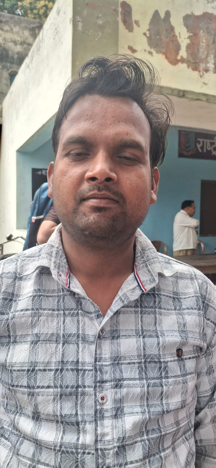 फोटो 36 कासगंज फोटो रोहित, परीक्षार्थी। स्रोत:स्ंवाद