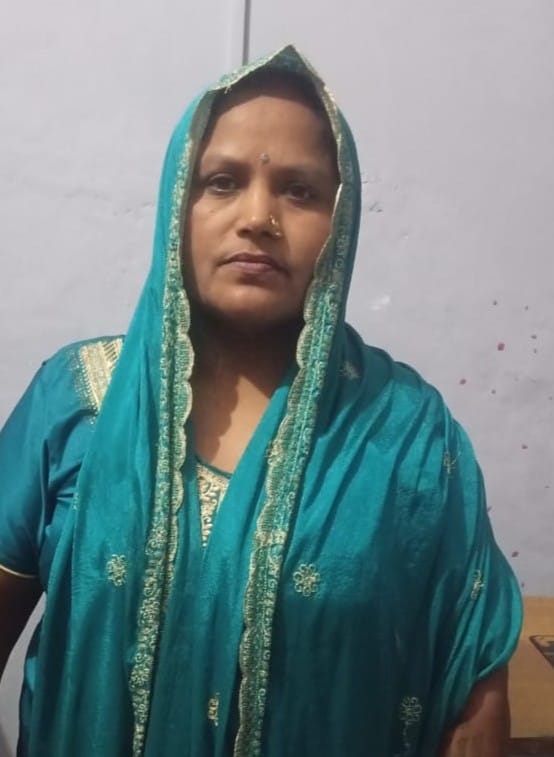 मोबाइल पर आ रहे योजना लाभ राशी अपडेट करने के मैसेज। सोशल मीडिया मोबाइल पर आ रहे योजना लाभ राशी अपडेट करने के मैसेज। सोशल मीडिया