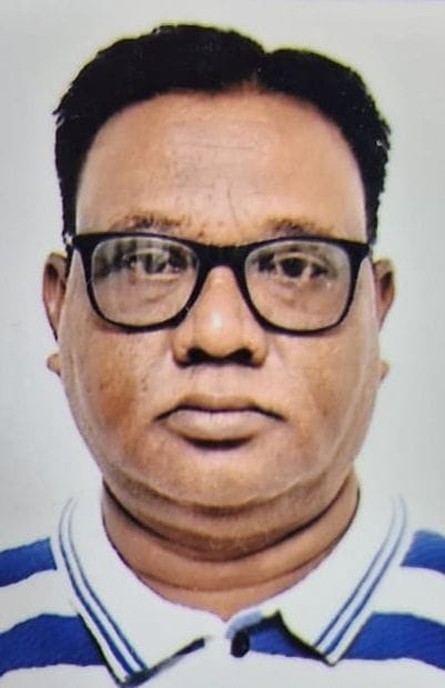 टाउनहॉल स्थित गैस एजेंसी के बाहर लगी ग्राहकों की भीड़। संवाद टाउनहॉल स्थित गैस एजेंसी के बाहर लगी ग्राहकों की भीड़। संवाद