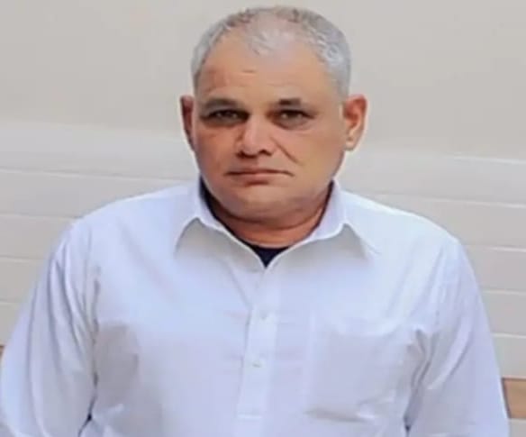 03-रोहतक पीजीआई के पोस्टमार्टम हाउस में चिड़ी में किसान की हत्या के बाद परिजनों को पोस्टमार्टम 