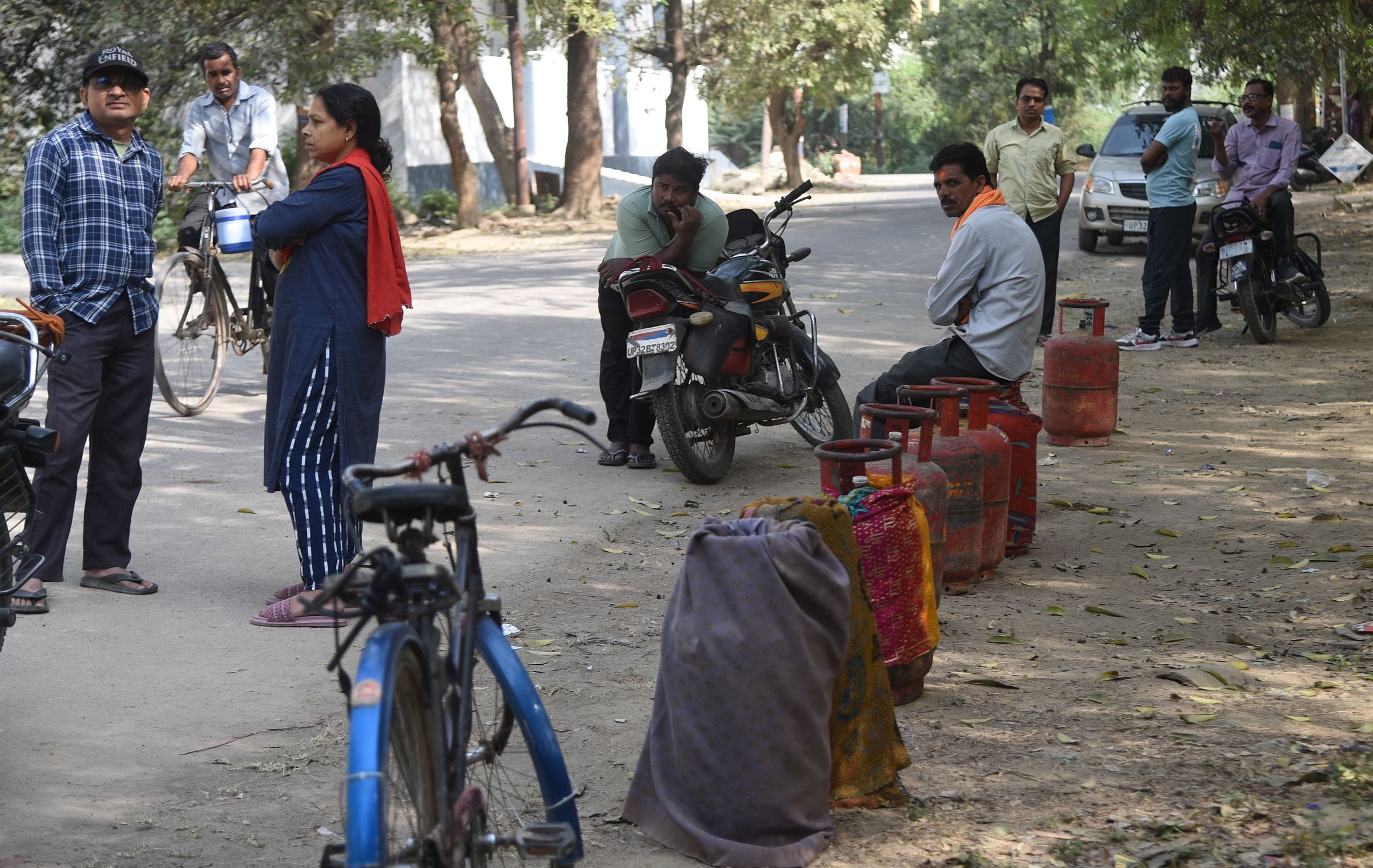 लखनऊ में गैस संकट। लखनऊ में गैस संकट।