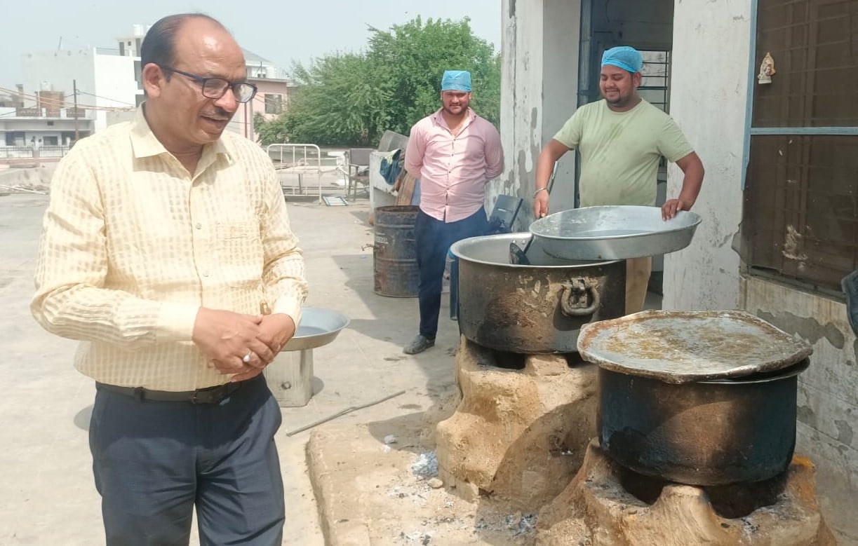 महिमा गुप्ता, पीजी संचालक महिमा गुप्ता, पीजी संचालक