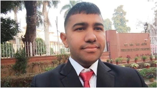 नकली आईएएस बनकर किया गुमराह, पूर्व केबिनेट मंत्री शकुंतला रावत ने भी दी बधाई।