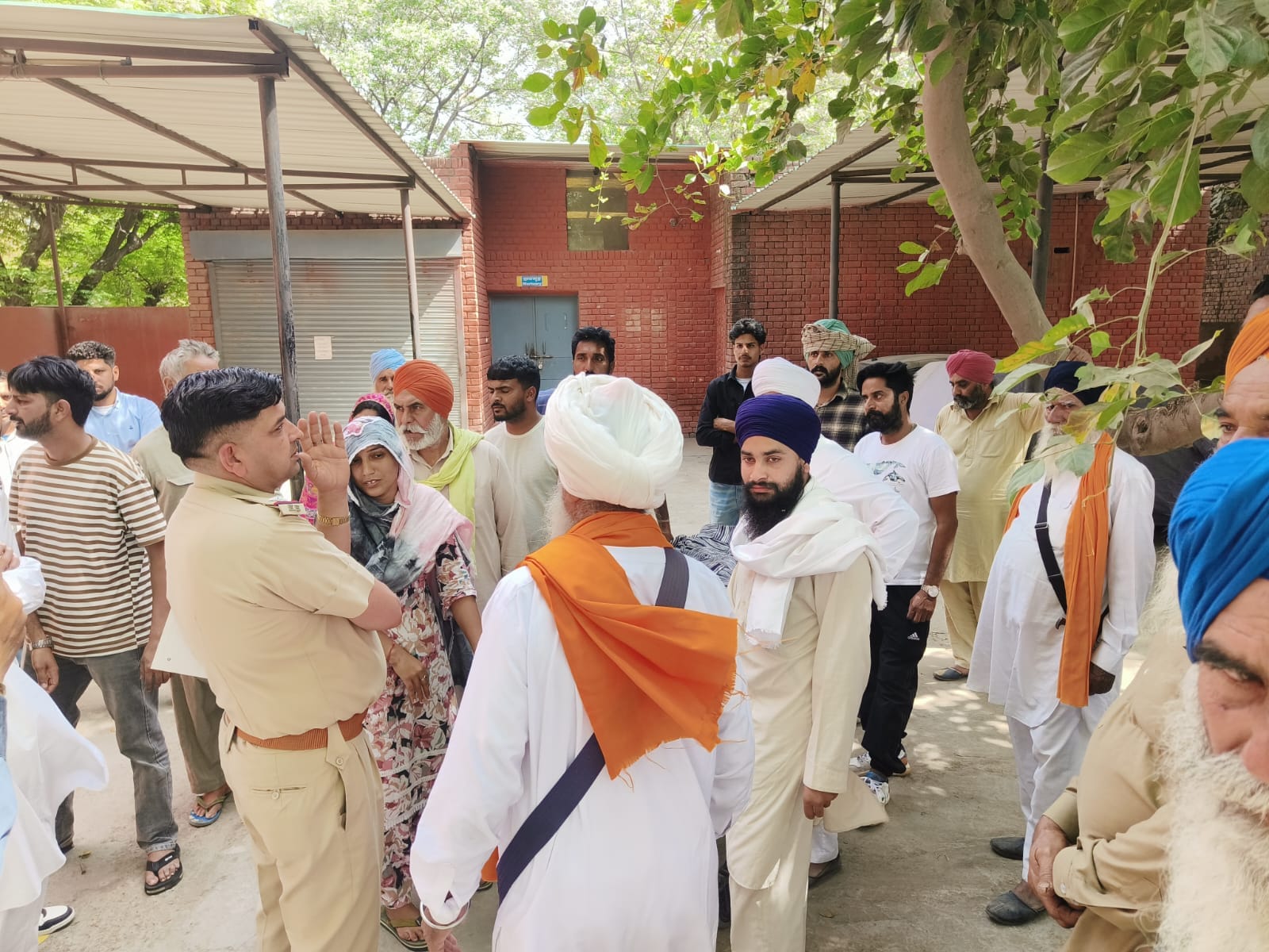 रतिया मृतक युवक सुखबाज का फाइल फोटो ,स्त्रोत परिजन