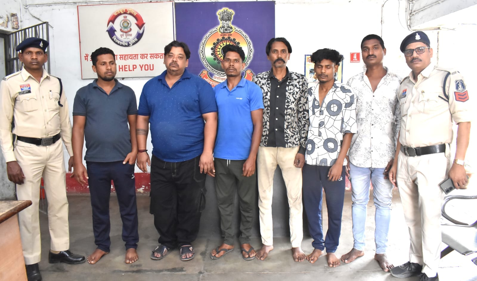 प्लांट के अंदर से स्क्रैप चोरी करने वाले गिरफ्तार