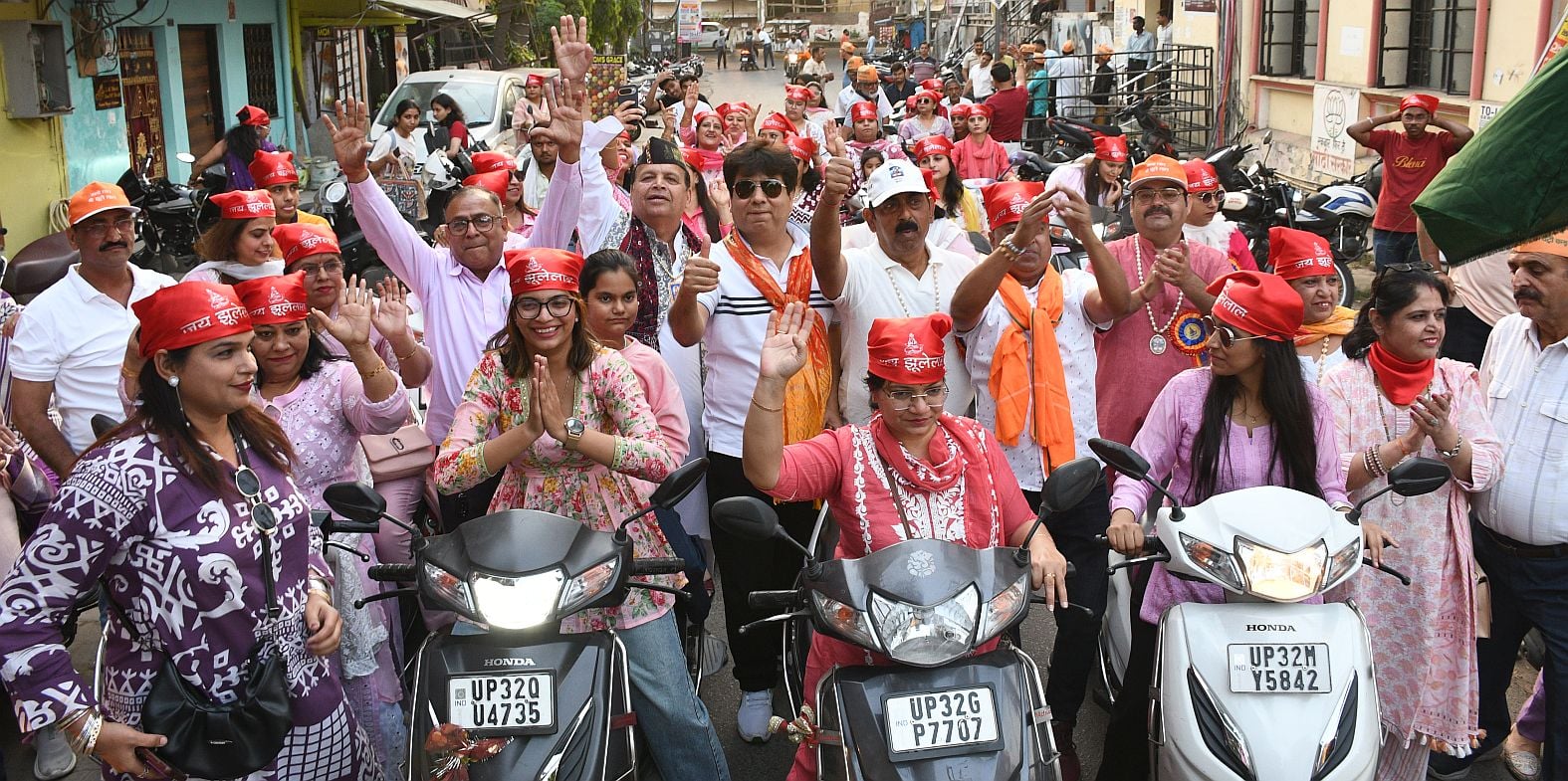 झूलेलाल धर्मशाला से निकाली स्कूटर रैली