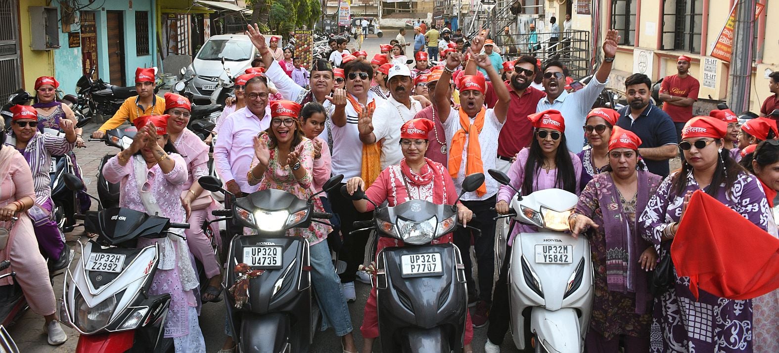 झूलेलाल धर्मशाला से निकाली स्कूटर रैली