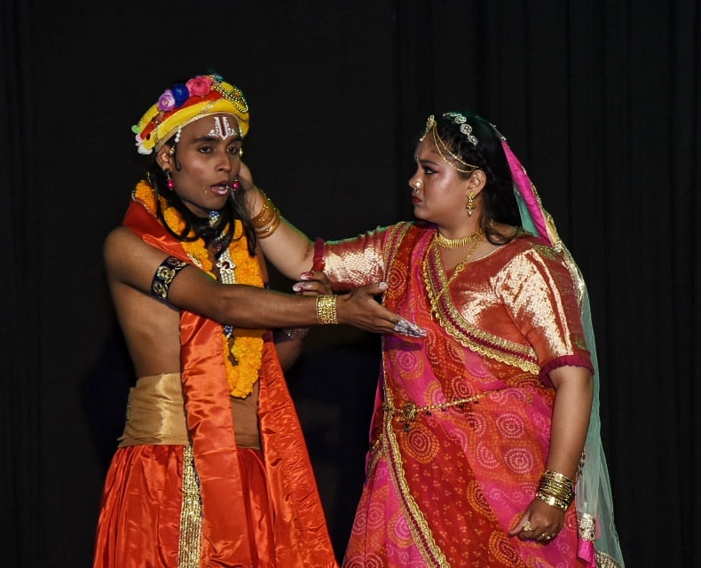 नाट्य मंचन में दिखा श्रीकृष्ण का संघर्ष