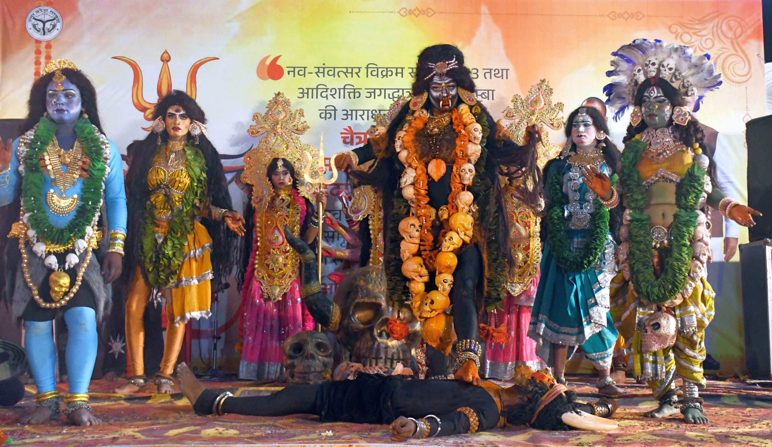 शैलपुत्री के चरणों में नतमस्तक हुई राजधानी