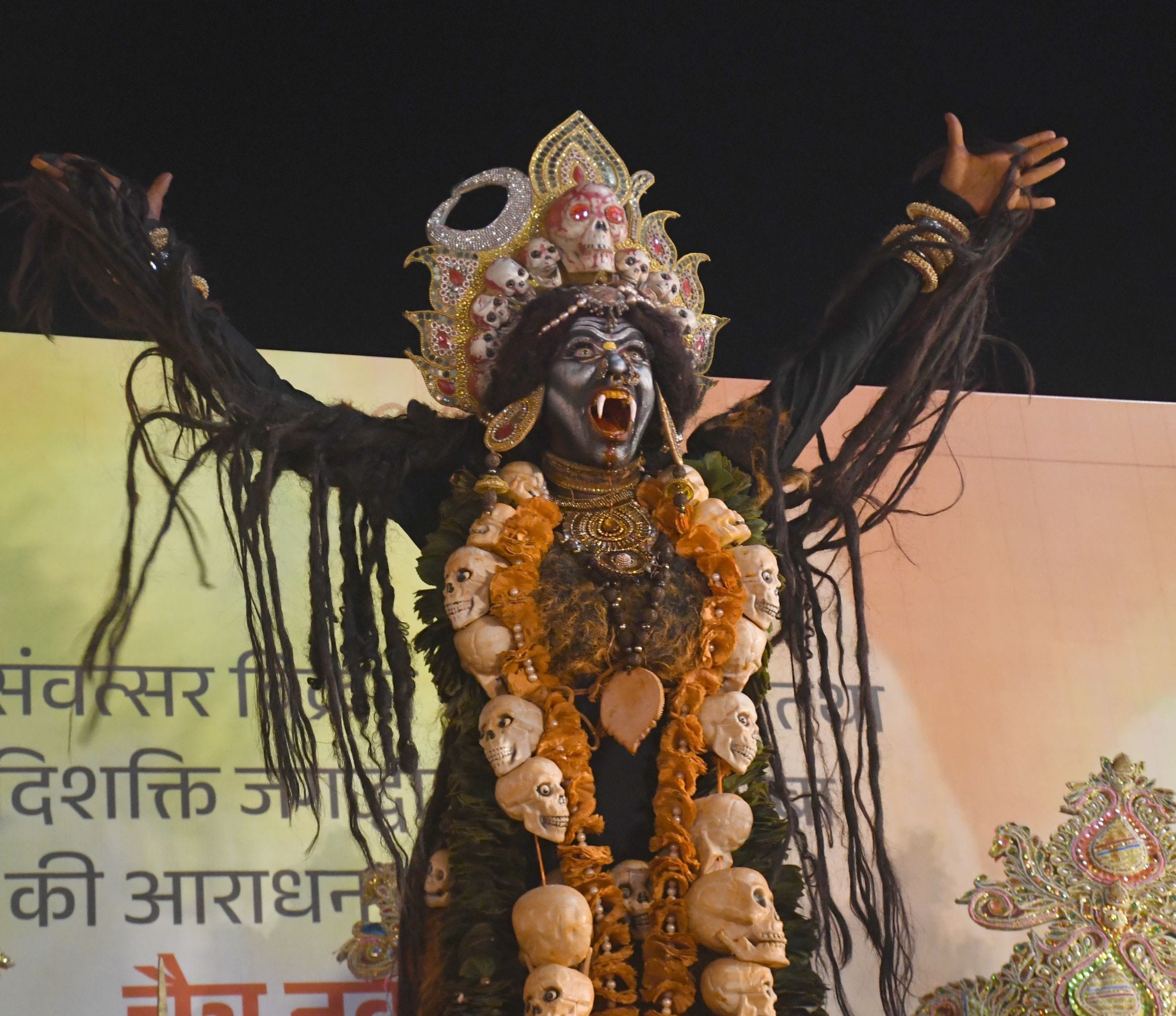 शैलपुत्री के चरणों में नतमस्तक हुई राजधानी
