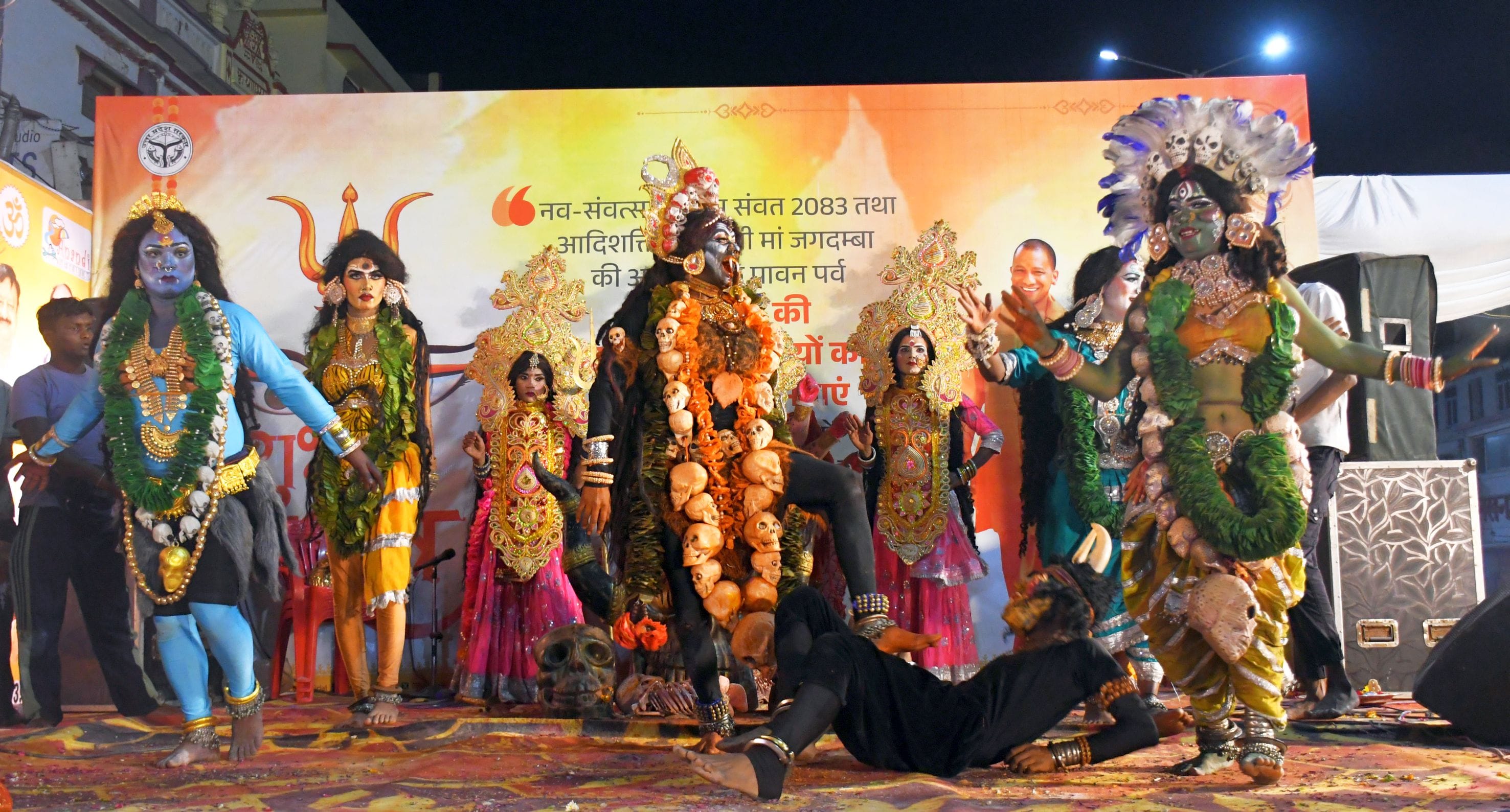 शैलपुत्री के चरणों में नतमस्तक हुई राजधानी