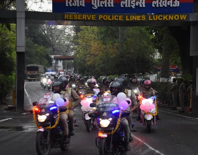 रिजर्व पुलिस लाइन ग्राउंड से निकाली गई जागरूकता रैली।