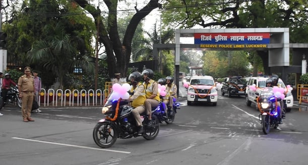 रिजर्व पुलिस लाइन ग्राउंड से निकाली गई जागरूकता रैली।