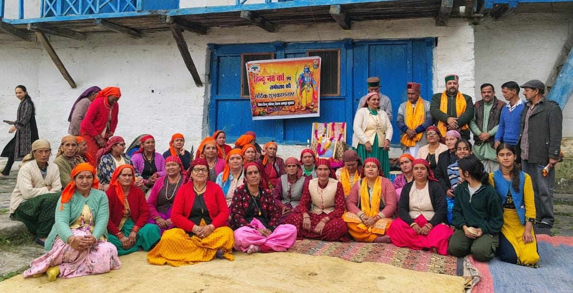नित्थर के बूढ़ा महादेव मंदिर में आयोजित रामोत्सव में गूंजे भगवान राम के भजन। संवाद नित्थर के बूढ़ा महादेव मंदिर में आयोजित रामोत्सव में गूंजे भगवान राम के भजन। संवाद