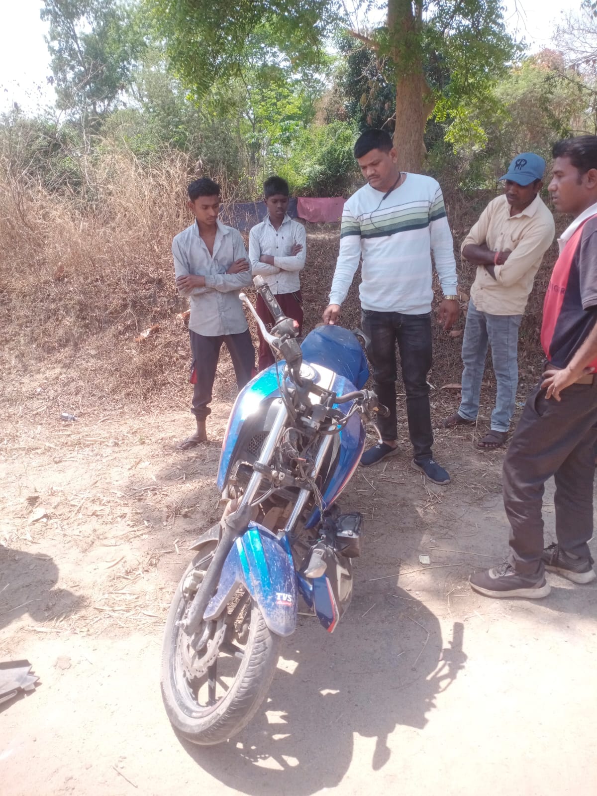 सड़क हादसा।